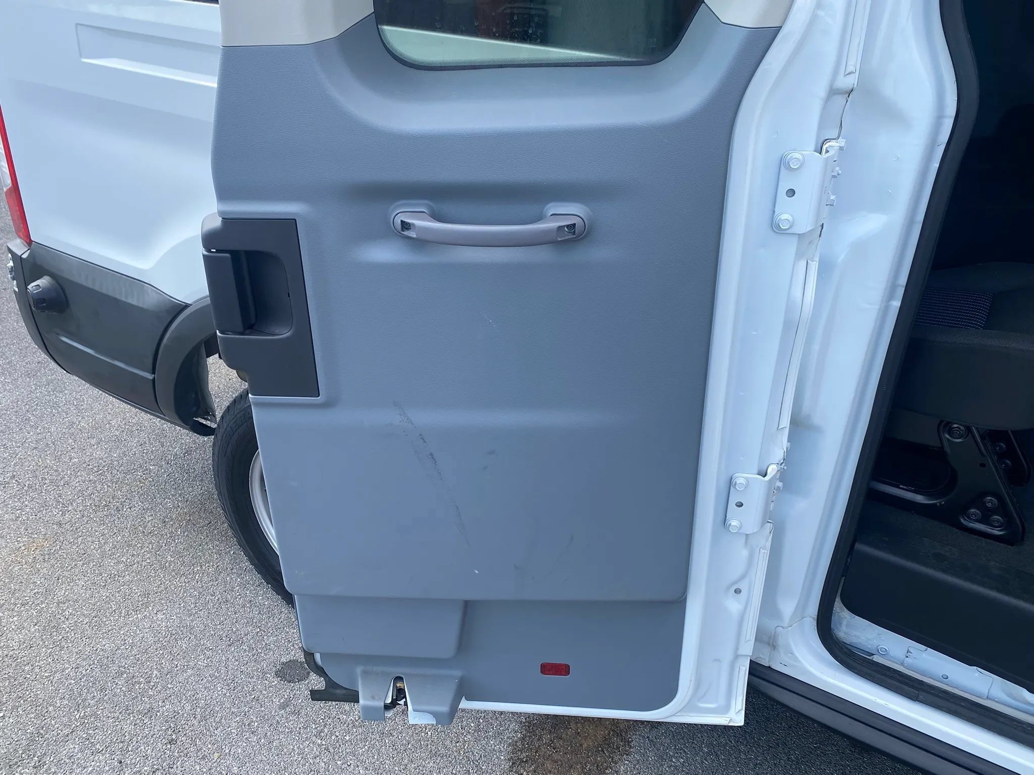 Used 2018 Ford Transit 350 XL RWD image 24