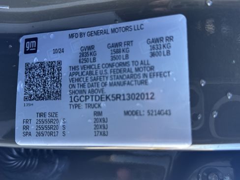 Used 2024 Chevrolet Colorado Z71 w/ Z71 Convenience Package 2 AWD/4WD image 37