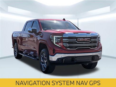 Used 2024 GMC Sierra 1500 SLT w/ SLT Premium Plus Package AWD/4WD image 8