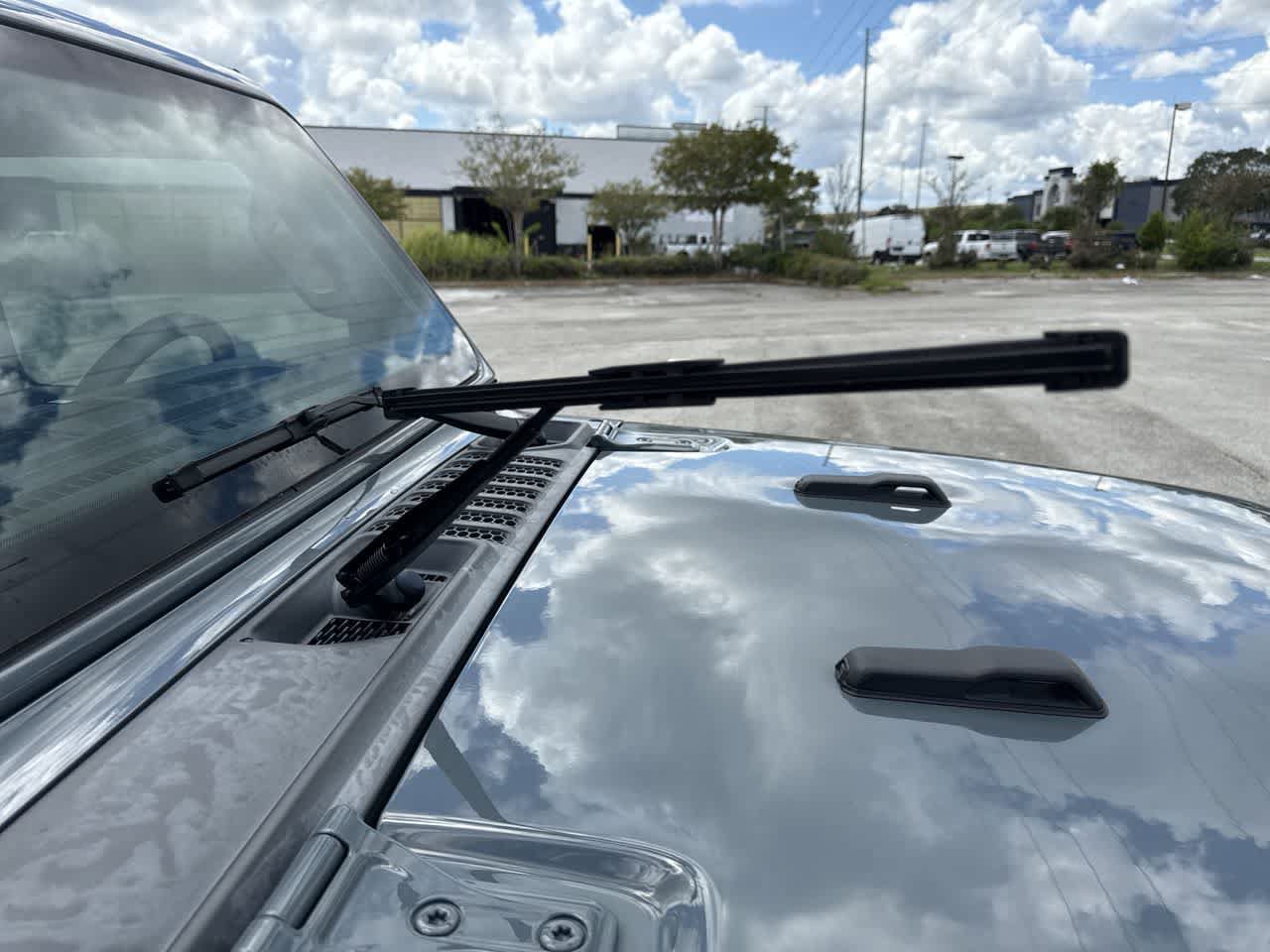 Used 2024 Jeep Wrangler Sport AWD/4WD image 20