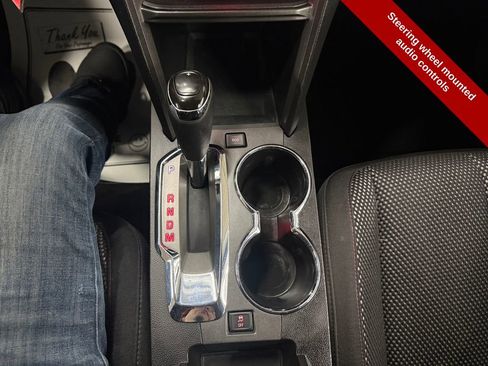 Used 2016 GMC Terrain SLE image 15