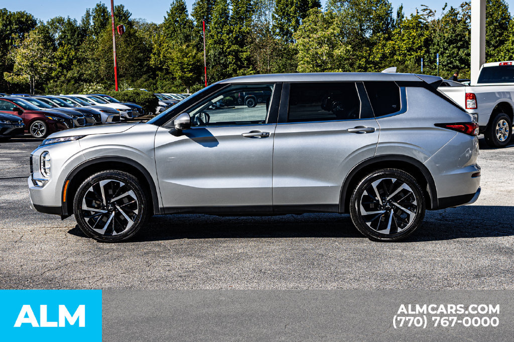 Used 2024 Mitsubishi Outlander SE AWD/4WD image 8