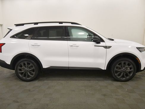 Certified 2023 Kia Sorento SX Prestige image 9