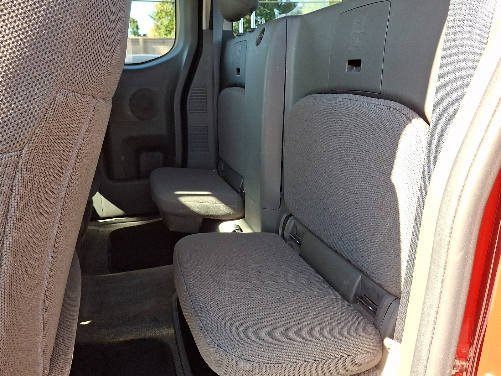Used 2017 Nissan Frontier S RWD image 12