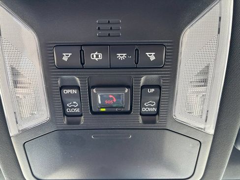 Used 2020 Toyota RAV4 XSE w/ XSE Grade Weather Package AWD/4WD image 72