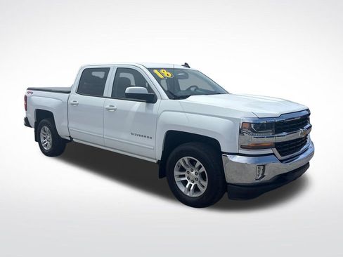 Used 2018 Chevrolet Silverado 1500 LT w/ All Star Edition AWD/4WD image 11