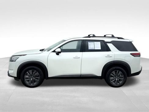 Used 2023 Nissan Pathfinder SV AWD/4WD image 33