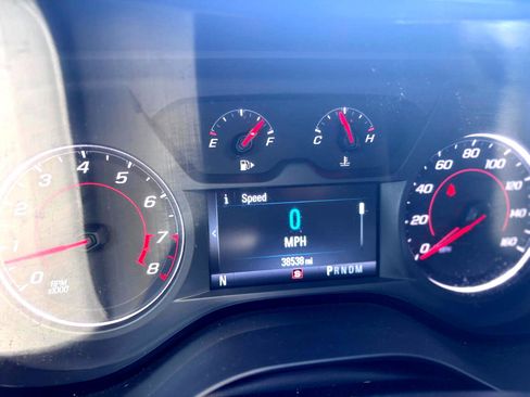 Used 2018 Chevrolet Camaro LT image 22