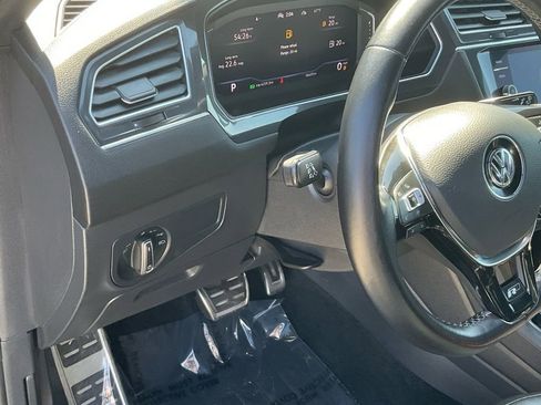 Used 2021 Volkswagen Tiguan SEL Premium R-Line image 14