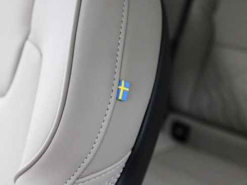 New 2026 Volvo XC60 B5 Core AWD/4WD image 42
