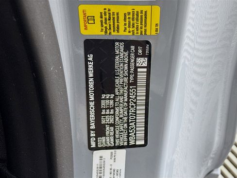 Used 2024 BMW M440i Convertible image 38