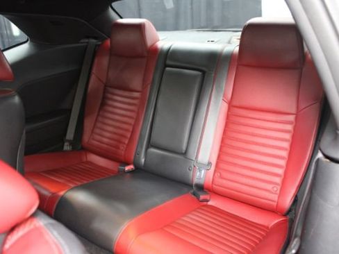 Used 2014 Dodge Challenger R/T Plus RWD image 22