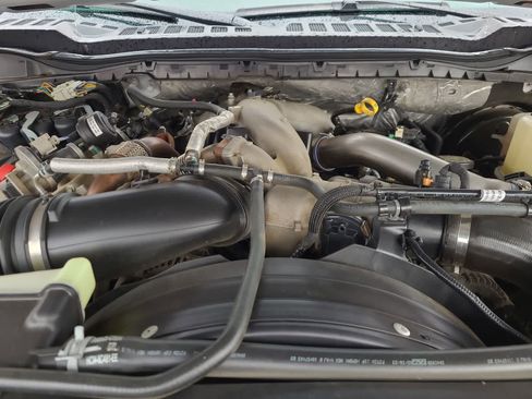 Used 2023 Ford F350 XLT w/ FX4 Off-Road Package image 17