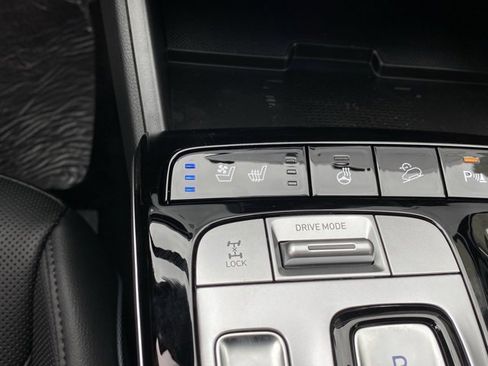 Used 2024 Hyundai Tucson Limited image 23