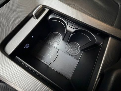 Used 2022 Hyundai Palisade Limited w/ Winter Package image 19