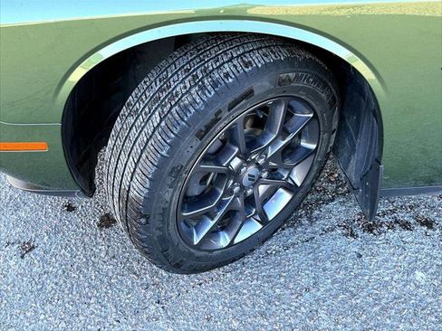 Certified 2018 Dodge Challenger GT w/ Driver Convenience Group image 21