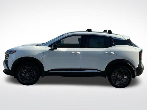 New 2026 Nissan Kicks SR w/ Cold Weather Package AWD/4WD image 3