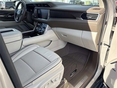 Used 2023 GMC Yukon Denali w/ Max Trailering Package image 13