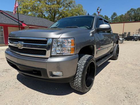 Used 2008 Chevrolet Silverado 1500 LTZ w/ Suspension Package, Off-Road image 1