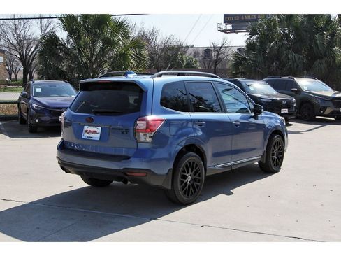 Used 2017 Subaru Forester 2.0XT Touring image 6