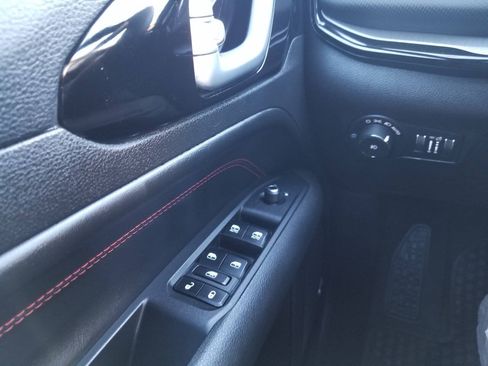 Certified 2024 Jeep Compass Trailhawk w/ Sun and Sound Group AWD/4WD image 29