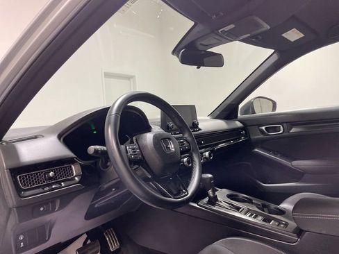 Used 2023 Honda Civic Sport image 18