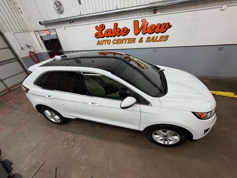 Used 2017 Ford Edge SEL w/ Equipment Group 201A AWD/4WD image 9