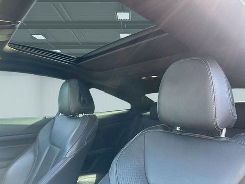 Used 2023 BMW M440i Coupe w/ Premium Package RWD image 39