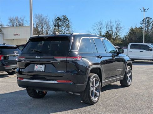 New 2026 Jeep Grand Cherokee Limited w/ Luxury Tech Group II image 3