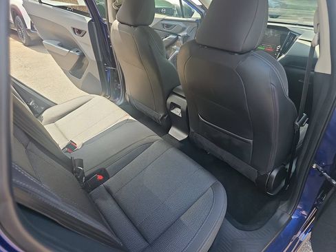 Used 2024 Subaru Crosstrek 2.0i Premium AWD/4WD image 11