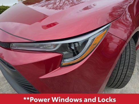 Used 2024 Toyota Corolla LE image 12