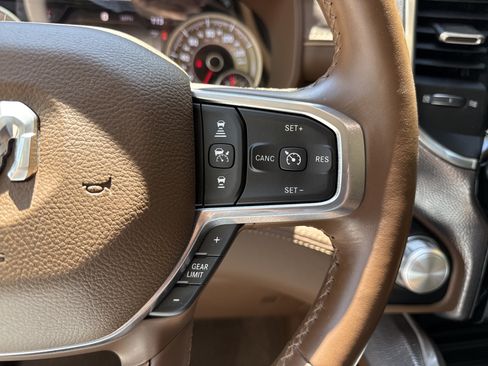 Used 2022 RAM 1500 Limited AWD/4WD image 24