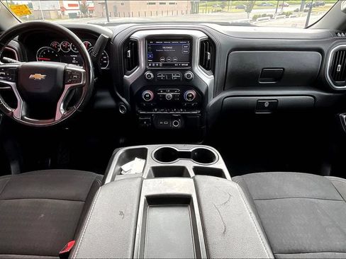 Used 2022 Chevrolet Silverado 2500 LT w/ Convenience Package AWD/4WD image 5