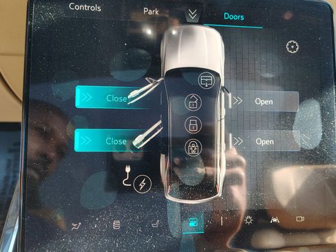 New 2025 Cadillac Escalade IQ Luxury 2 image 35