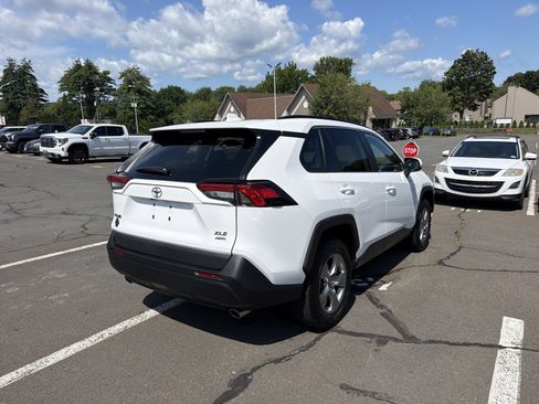 Used 2024 Toyota RAV4 XLE w/ Weather Package AWD/4WD image 7