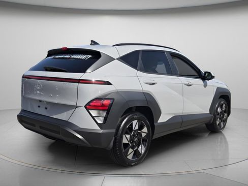 Certified 2024 Hyundai Kona SEL FWD image 8