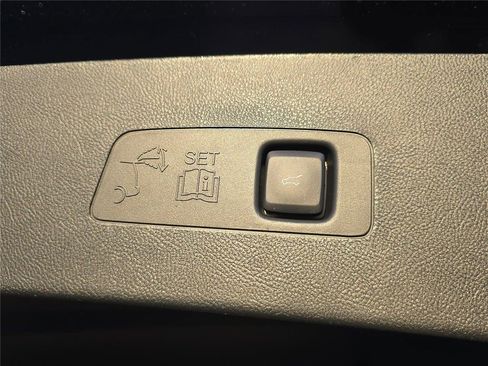 New 2026 Lincoln Corsair Premiere image 21