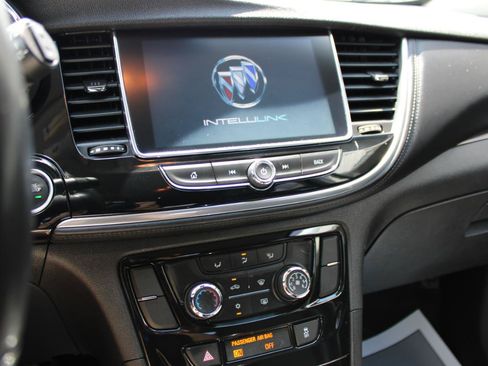 Used 2019 Buick Encore Sport Touring FWD image 31