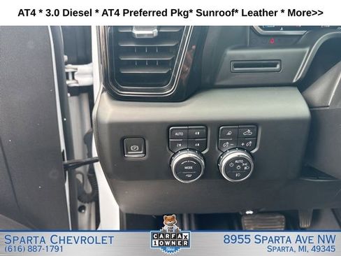 Used 2023 GMC Sierra 1500 AT4 w/ AT4 Preferred Package AWD/4WD image 12