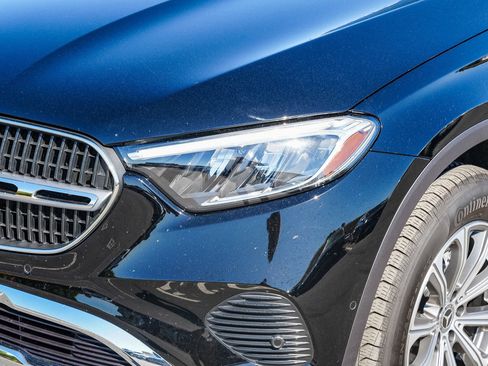 Certified 2026 Mercedes-Benz GLC 300 4MATIC image 8