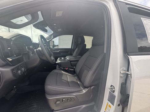 Used 2024 Chevrolet Silverado 3500 LT w/ Convenience Package AWD/4WD image 7