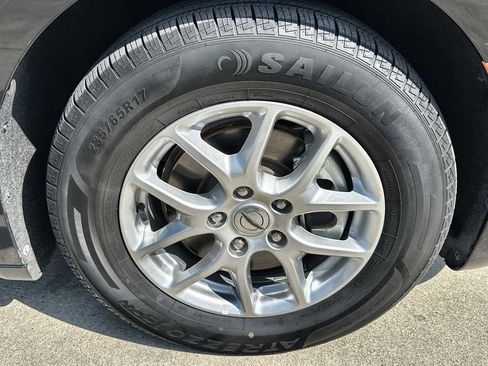 Used 2023 Chrysler Pacifica Touring-L FWD image 10