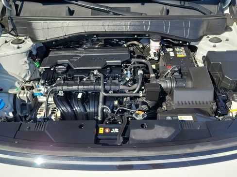 Used 2025 Hyundai Kona SEL FWD image 29