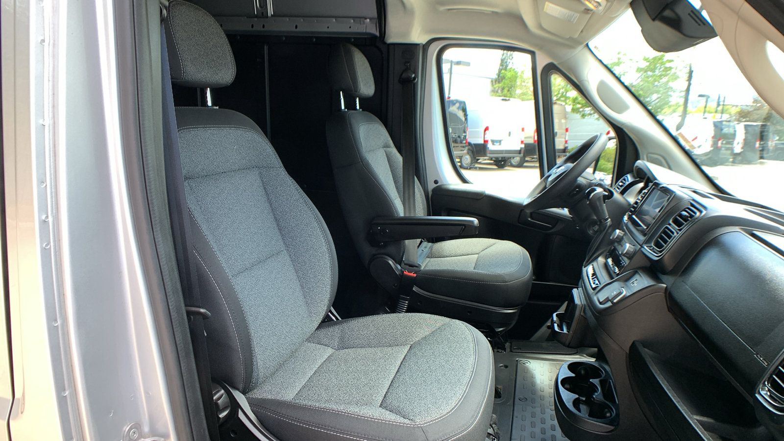 Used 2024 RAM ProMaster 1500 FWD image 21