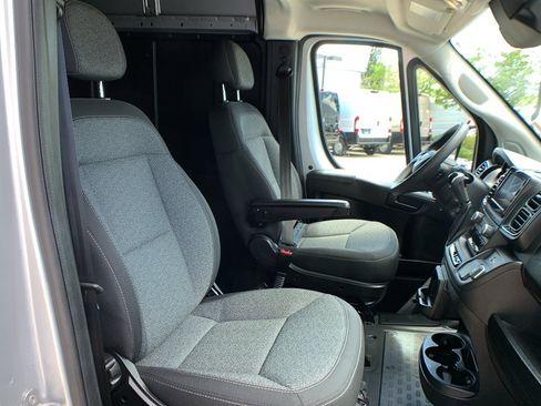 Used 2024 RAM ProMaster 1500 FWD image 21