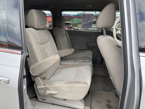 Used 2015 Nissan Quest SV image 14