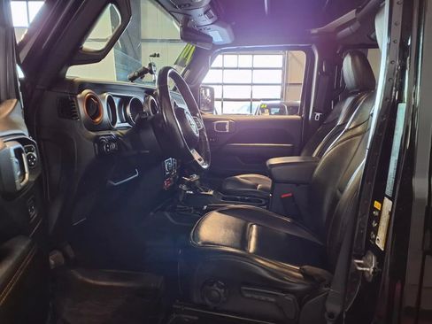 Used 2020 Jeep Gladiator Mojave AWD/4WD image 18