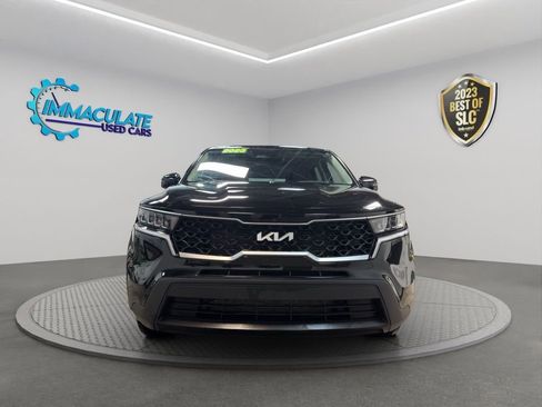 Used 2023 Kia Sorento LX image 8
