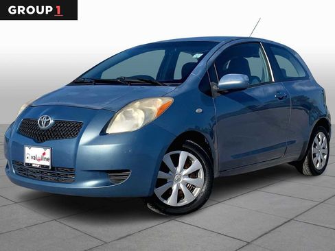 Used 2008 Toyota Yaris 2-Door Hatchback image 1