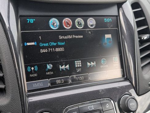 Used 2019 Chevrolet Impala LT FWD image 21